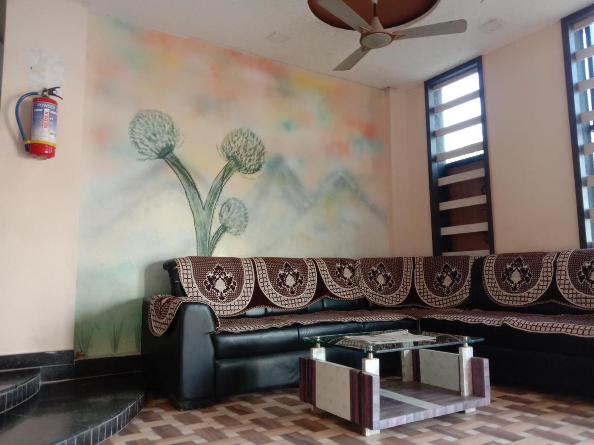 Shree Hotel Shivdhara Somnāth Eksteriør billede